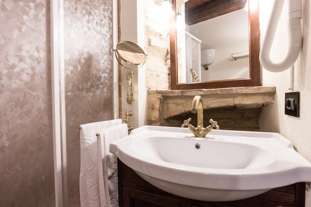 Bed and Breakfast Domus In Castro Montecchio  Номер фото